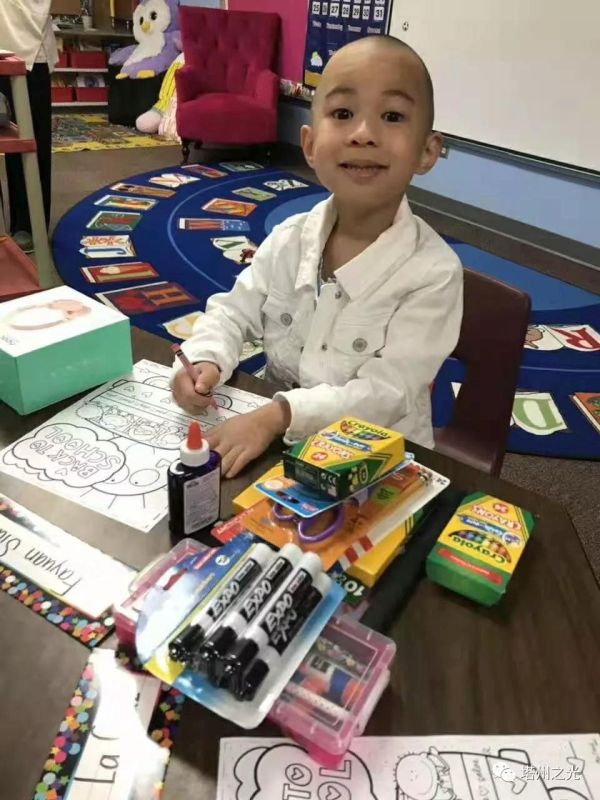 �� �� �s ��