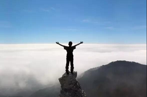 �� �� �s ��